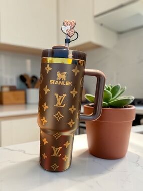 Gold and Brown Patterned Tumbler
